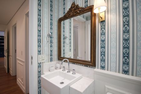 Apartamento para alugar com 182m², 4 quartos e 4 vagasBanheiro