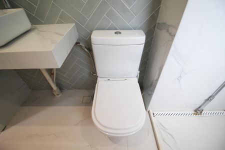 Apartamento para alugar com 182m², 4 quartos e 4 vagasBanheiro da Suíte 2