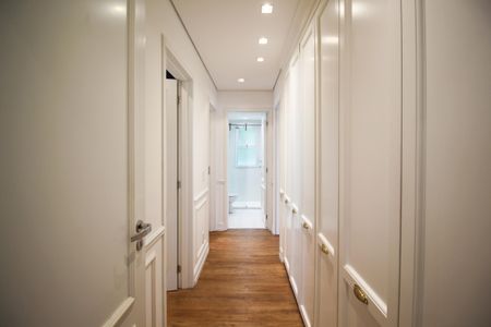 Apartamento para alugar com 182m², 4 quartos e 4 vagasCorredor