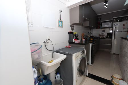 Casa à venda com 77m², 2 quartos e 2 vagasLavanderia