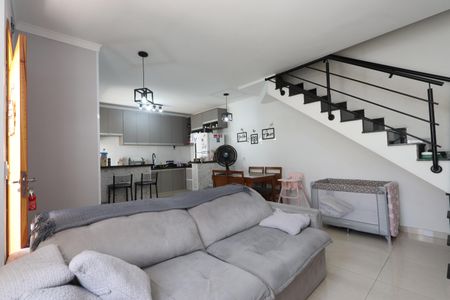 Sala de casa à venda com 2 quartos, 77m² em Vila Divina Pastora, São Paulo