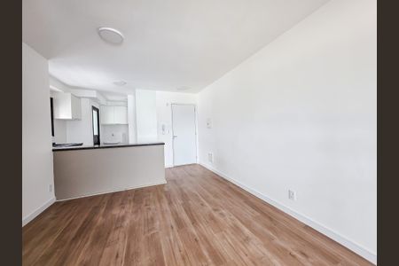 Sala de apartamento para alugar com 2 quartos, 65m² em Parque das Nações, Santo André