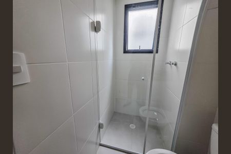 Apartamento para alugar com 64m², 2 quartos e 2 vagasBanheiro