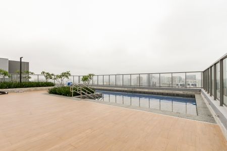 Studio à venda com 28m², 1 quarto e sem vagaPiscina