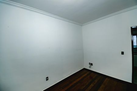 Casa para alugar com 2 quartos, 180m² em Dona Clara, Belo Horizonte