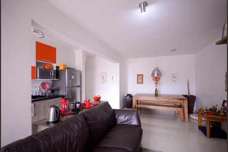 Sala  de apartamento para alugar com 2 quartos, 67m² em Vila Gumercindo, São Paulo