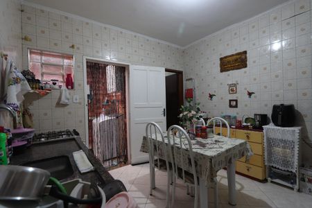 Casa para alugar com 230m², 3 quartos e 3 vagasCozinha - casa 2