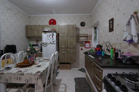 Casa para alugar com 230m², 3 quartos e 3 vagasCozinha - casa 2