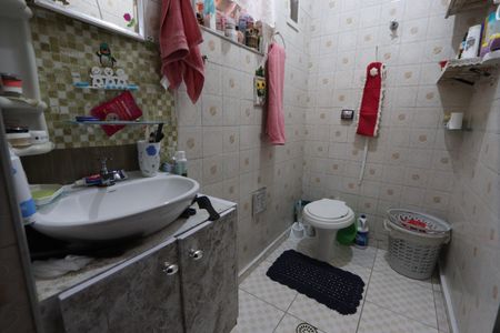 Casa para alugar com 230m², 3 quartos e 3 vagasBanheiro - casa 2