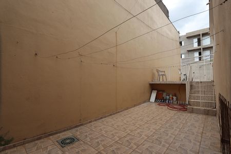 Casa para alugar com 230m², 3 quartos e 3 vagasQuintal