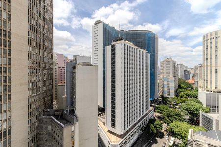 Vista de apartamento para alugar com 1 quarto, 40m² em República, São Paulo