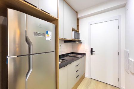 Cozinha de kitnet/studio para alugar com 1 quarto, 22m² em Paraíso, São Paulo