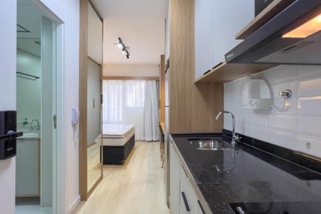 Cozinha de kitnet/studio para alugar com 1 quarto, 22m² em Paraíso, São Paulo