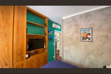 Quarto 1 de casa para alugar com 2 quartos, 180m² em Santo Amaro, São Paulo