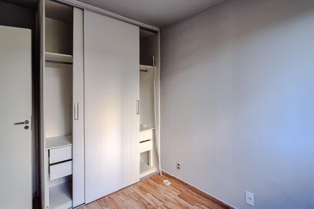 Quarto 1 de apartamento para alugar com 2 quartos, 40m² em Jardim Sao Saverio, São Paulo