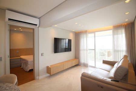 Apartamento à venda com 115m², 2 quartos e 2 vagasSala