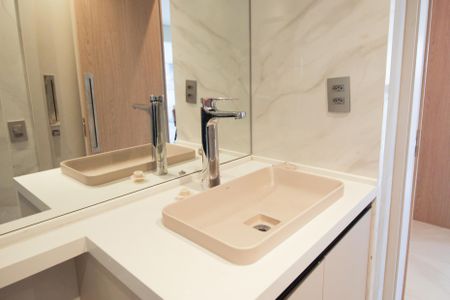 Apartamento à venda com 115m², 2 quartos e 2 vagasBanheiro da Suíte 2