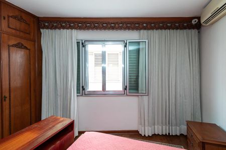 Casa à venda com 240m², 3 quartos e 2 vagas Casa à venda com 240m², 3 quartos e 2 vagasSuíte 2