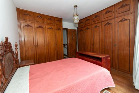 Casa à venda com 240m², 3 quartos e 2 vagas Casa à venda com 240m², 3 quartos e 2 vagasSuíte 2