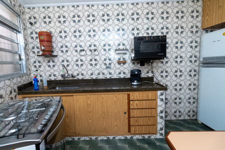 Casa à venda com 240m², 3 quartos e 2 vagas Casa à venda com 240m², 3 quartos e 2 vagasCozinha