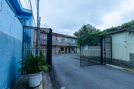 Casa à venda com 240m², 3 quartos e 2 vagas Casa à venda com 240m², 3 quartos e 2 vagasPlaca ZNHJ-571