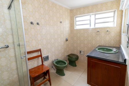 Casa à venda com 240m², 3 quartos e 2 vagas Casa à venda com 240m², 3 quartos e 2 vagasBanheiro da Suíte 2