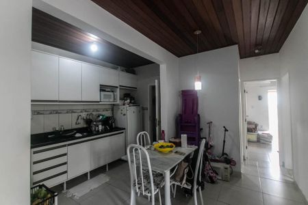 Casa de condomínio para alugar com 62m², 2 quartos e 1 vaga