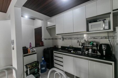 Casa de condomínio para alugar com 62m², 2 quartos e 1 vaga