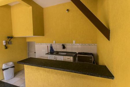 Casa de condomínio para alugar com 62m², 2 quartos e 1 vaga