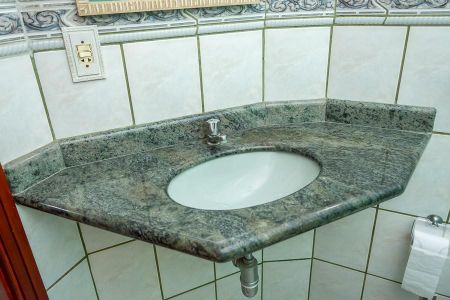 Casa para alugar com 187m², 3 quartos e 2 vagasBanheiro Suite