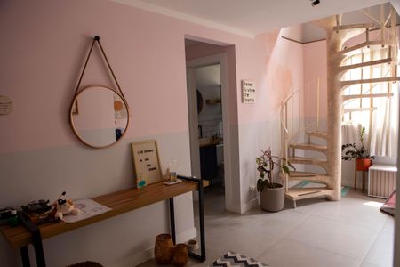 Apartamento à venda com 115m², 2 quartos e 1 vaga Apartamento à venda com 115m², 2 quartos e 1 vagaEntrada