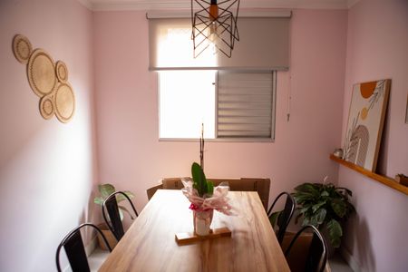 Apartamento à venda com 115m², 2 quartos e 1 vaga Apartamento à venda com 115m², 2 quartos e 1 vagaSala de Jantar