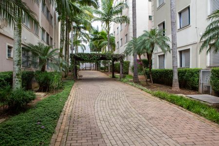 Apartamento à venda com 115m², 2 quartos e 1 vaga Apartamento à venda com 115m², 2 quartos e 1 vagaEntrada area verde