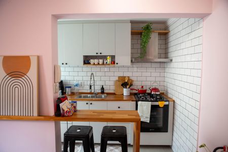 Apartamento à venda com 115m², 2 quartos e 1 vaga Apartamento à venda com 115m², 2 quartos e 1 vagaCozinha americana