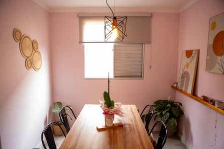 Apartamento à venda com 115m², 2 quartos e 1 vaga Apartamento à venda com 115m², 2 quartos e 1 vagaSala de Jantar