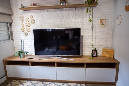 Apartamento à venda com 115m², 2 quartos e 1 vaga Apartamento à venda com 115m², 2 quartos e 1 vagaSala