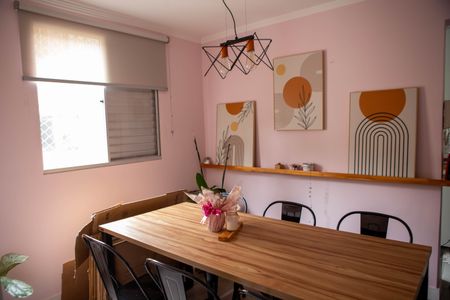 Apartamento à venda com 115m², 2 quartos e 1 vaga Apartamento à venda com 115m², 2 quartos e 1 vagaSala de Jantar