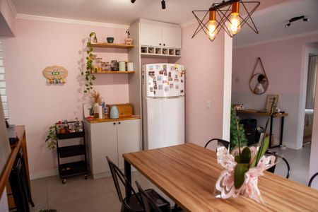 Apartamento à venda com 115m², 2 quartos e 1 vaga Apartamento à venda com 115m², 2 quartos e 1 vagaSala de Jantar