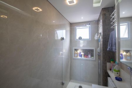 Apartamento para alugar com 265m², 3 quartos e 3 vagasBanheiro da Suíte 1