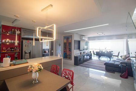 Apartamento para alugar com 265m², 3 quartos e 3 vagasSala