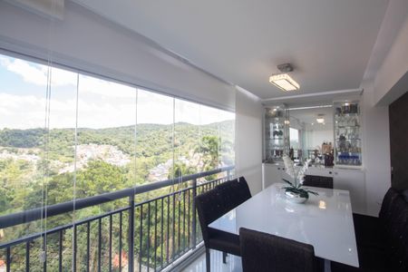 Apartamento para alugar com 265m², 3 quartos e 3 vagasVaranda