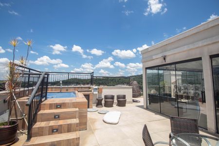 Apartamento para alugar com 265m², 3 quartos e 3 vagasVaranda