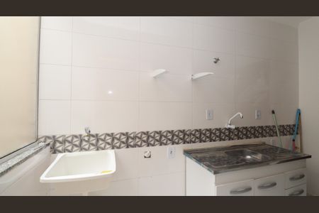 Cozinha e Área de Serviço de apartamento para alugar com 1 quarto, 27m² em Vila Constança, São Paulo