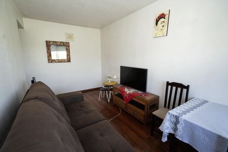Sala de apartamento para alugar com 1 quarto, 56m² em Jardim Itu, Porto Alegre