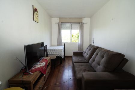 Sala de apartamento para alugar com 1 quarto, 56m² em Jardim Itu, Porto Alegre