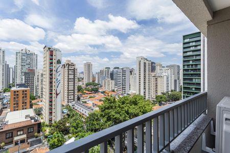 Varanda de kitnet/studio para alugar com 1 quarto, 25m² em Vila Olímpia, São Paulo