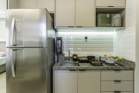Cozinha de kitnet/studio para alugar com 1 quarto, 25m² em Vila Olímpia, São Paulo