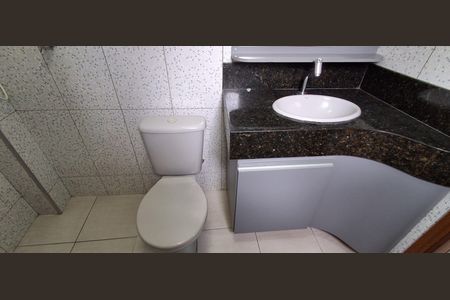 Casa à venda com 237m², 3 quartos e 1 vagaBanheiro Suíte 1