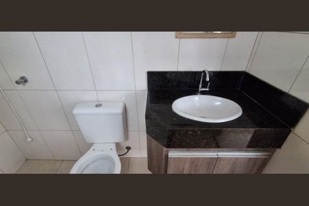 Casa à venda com 237m², 3 quartos e 1 vagaBanheiro Social 2