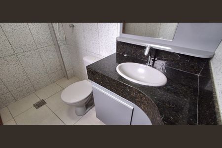 Casa à venda com 237m², 3 quartos e 1 vagaBanheiro Suíte 1